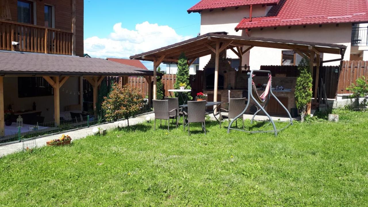 Hotel Casa Paduricea Dezmir Esterno foto
