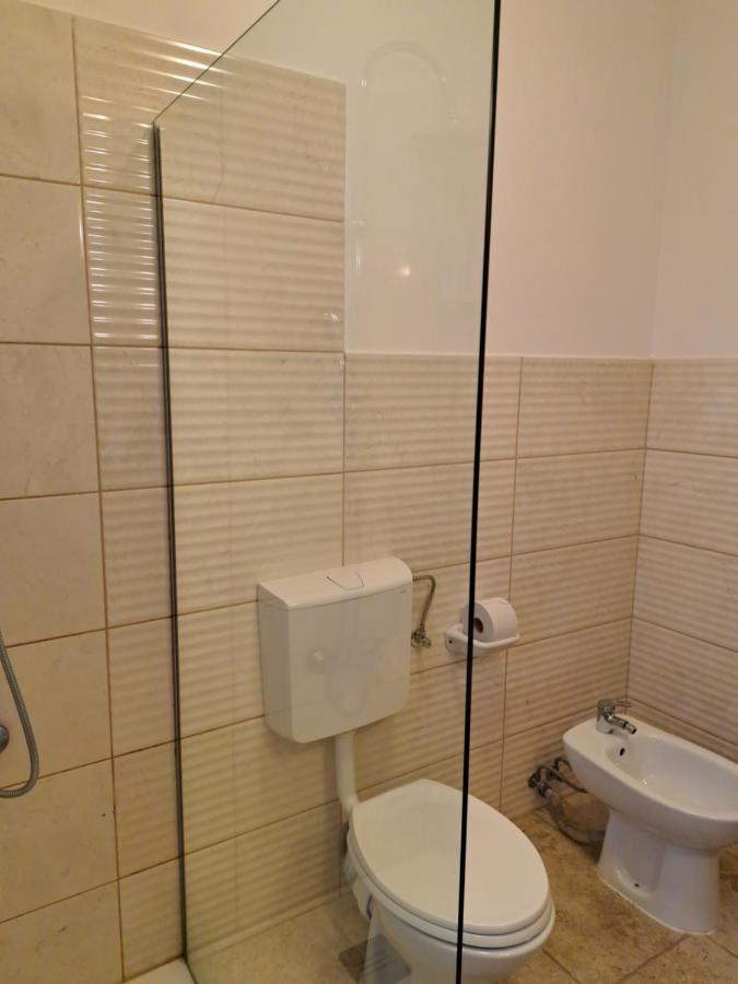 Hotel Casa Paduricea Dezmir Esterno foto